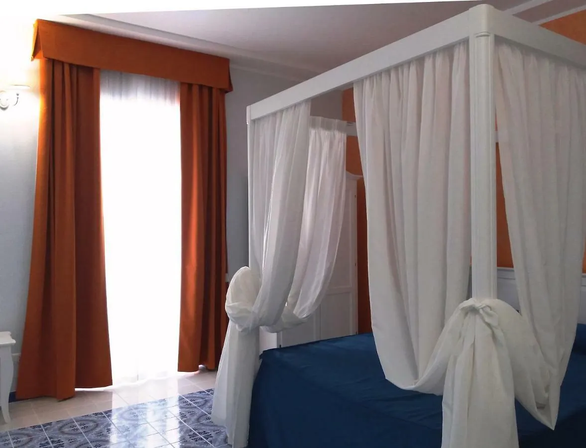 ***  Odysseus Hotel Lipari  Italy