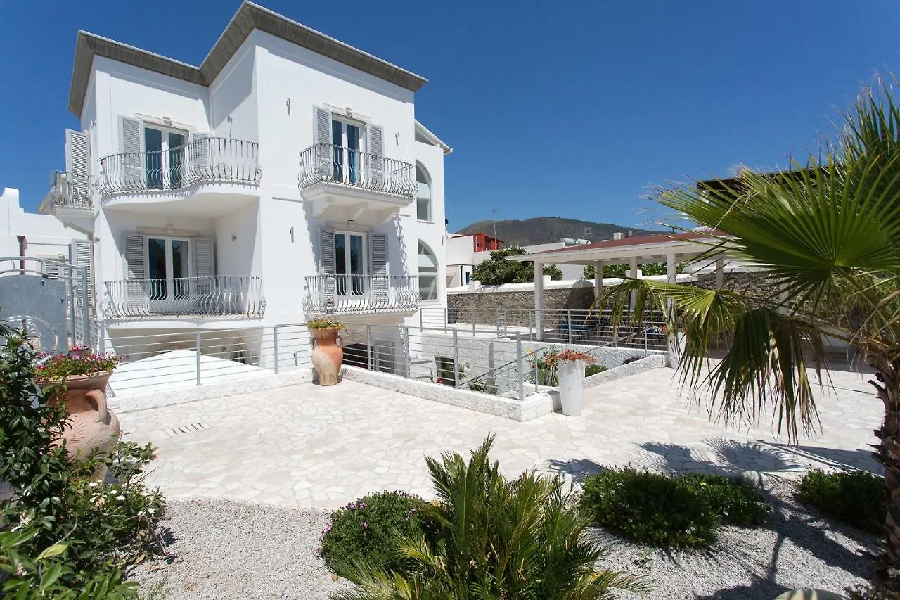 ***  Odysseus Hotel Lipari  Italy